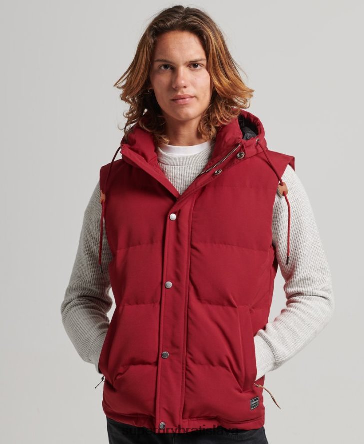 Superdry muži Everest puffer vesta s kapucňou 6B4ZTR984 oblečenie červená