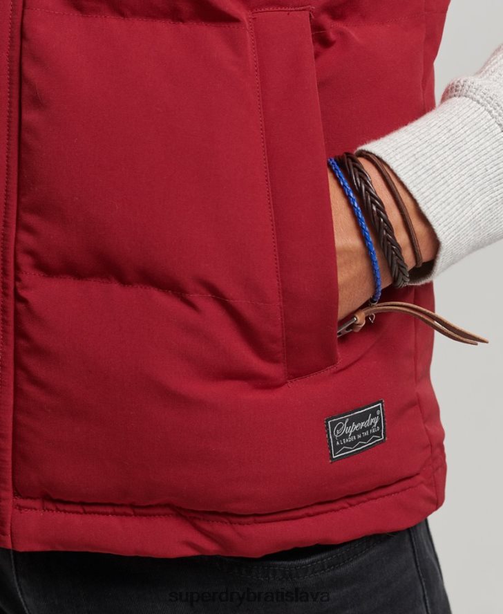 Superdry muži Everest puffer vesta s kapucňou 6B4ZTR984 oblečenie červená