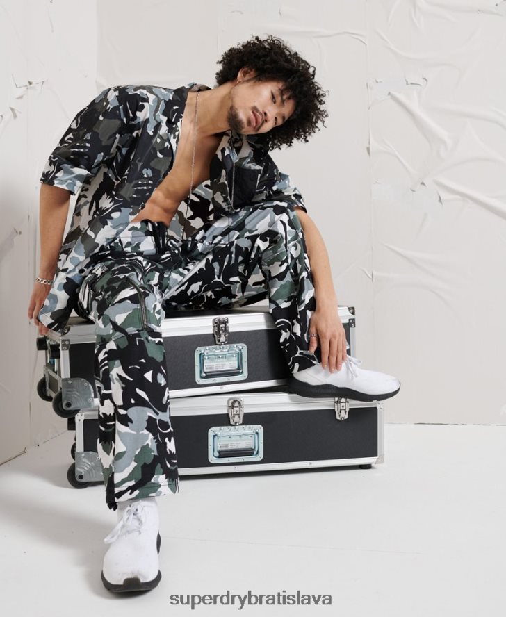 Superdry muži tričko energetickej dystopie 6B4ZTR220 oblečenie multi