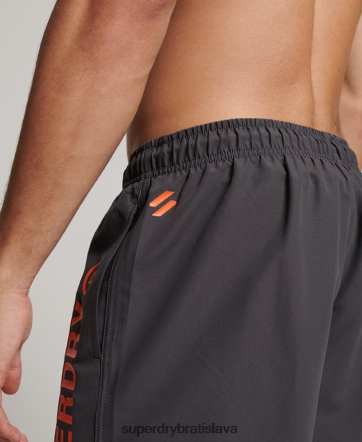 Superdry muži Core sport 17-palcové recyklované plavkové šortky 6B4ZTR385 oblečenie tmavošedý