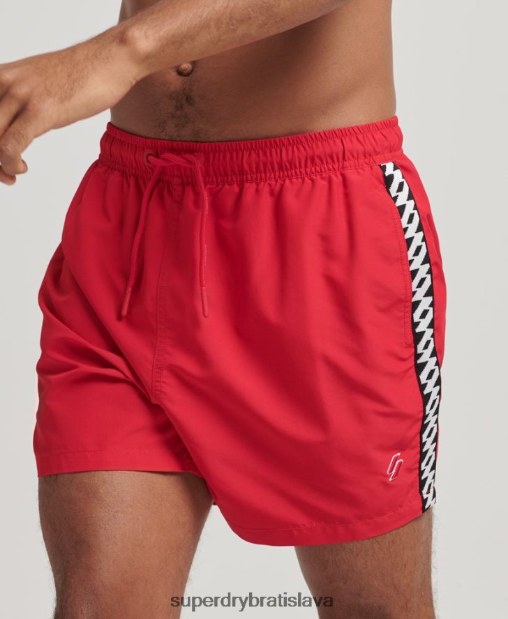 Superdry muži páskové 15-palcové recyklované plavkové šortky 6B4ZTR451 oblečenie červená