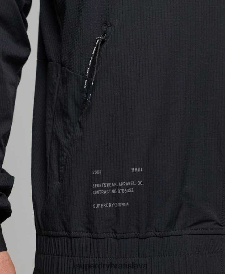 Superdry muži strečový tkaný vrchný diel 6B4ZTR5369 oblečenie čierna