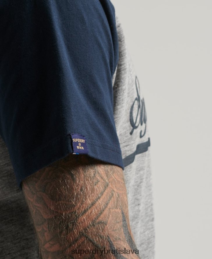 Superdry muži tričko s achillovým grafickým raglánom 6B4ZTR4972 oblečenie sivá