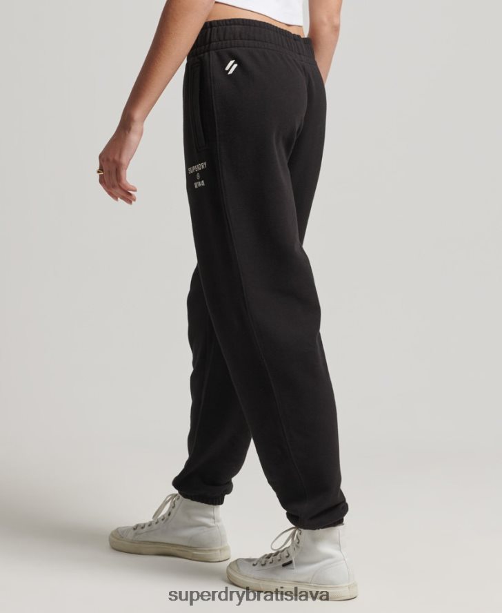Superdry ženy bežci so základným športom 6B4ZTR3940 oblečenie čierna