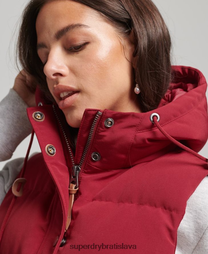Superdry ženy Everest puffer vesta s kapucňou 6B4ZTR3667 oblečenie červená