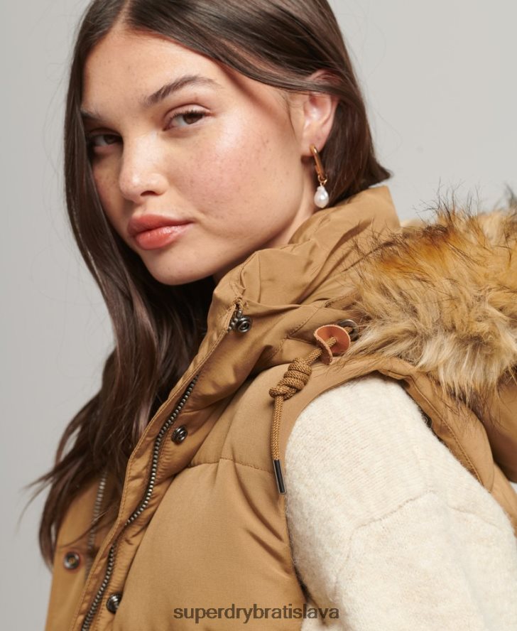 Superdry ženy Everest vesta z umelej kožušiny 6B4ZTR3678 oblečenie hnedá