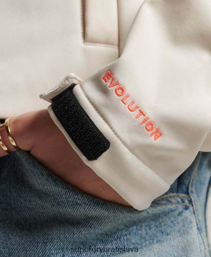 Superdry ženy Softshellová bunda code trekker s kapucňou 6B4ZTR3515 oblečenie krém
