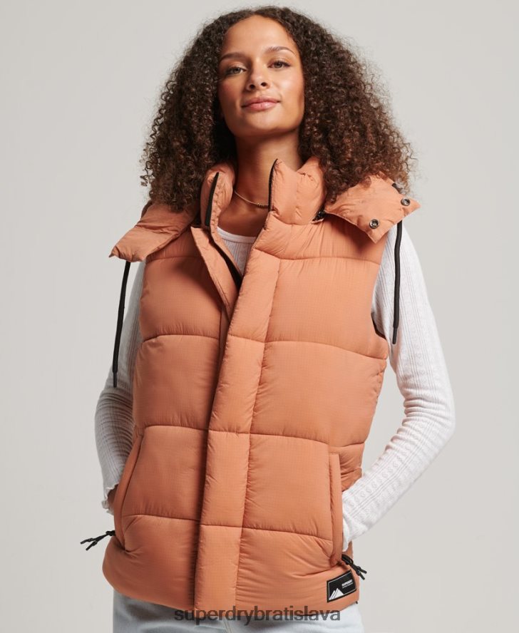 Superdry ženy dotyková krátka vystužená vesta 6B4ZTR3580 oblečenie oranžová