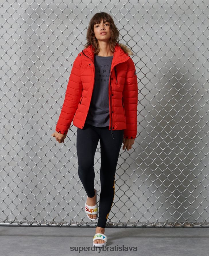 Superdry ženy klasická fuji bunda z umelej kožušiny 6B4ZTR5542 oblečenie červená