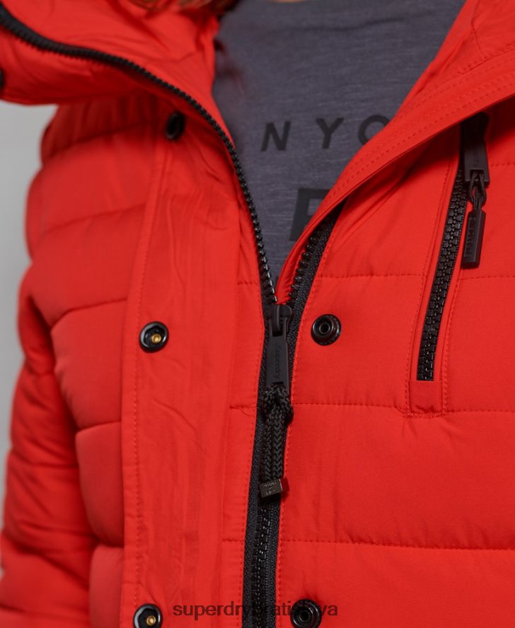 Superdry ženy klasická fuji bunda z umelej kožušiny 6B4ZTR5542 oblečenie červená
