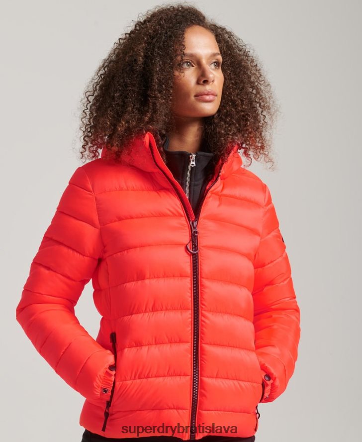 Superdry ženy klasická nafukovacia bunda s kapucňou 6B4ZTR3790 oblečenie koralový