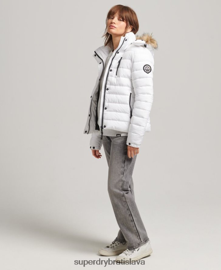Superdry ženy krátka puffer bunda s kapucňou z umelej kožušiny 6B4ZTR3669 oblečenie biely