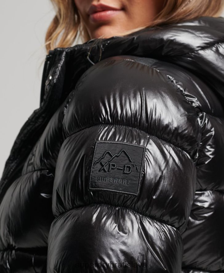 Superdry ženy lesklá športová bunda s kapucňou 6B4ZTR3634 oblečenie čierna