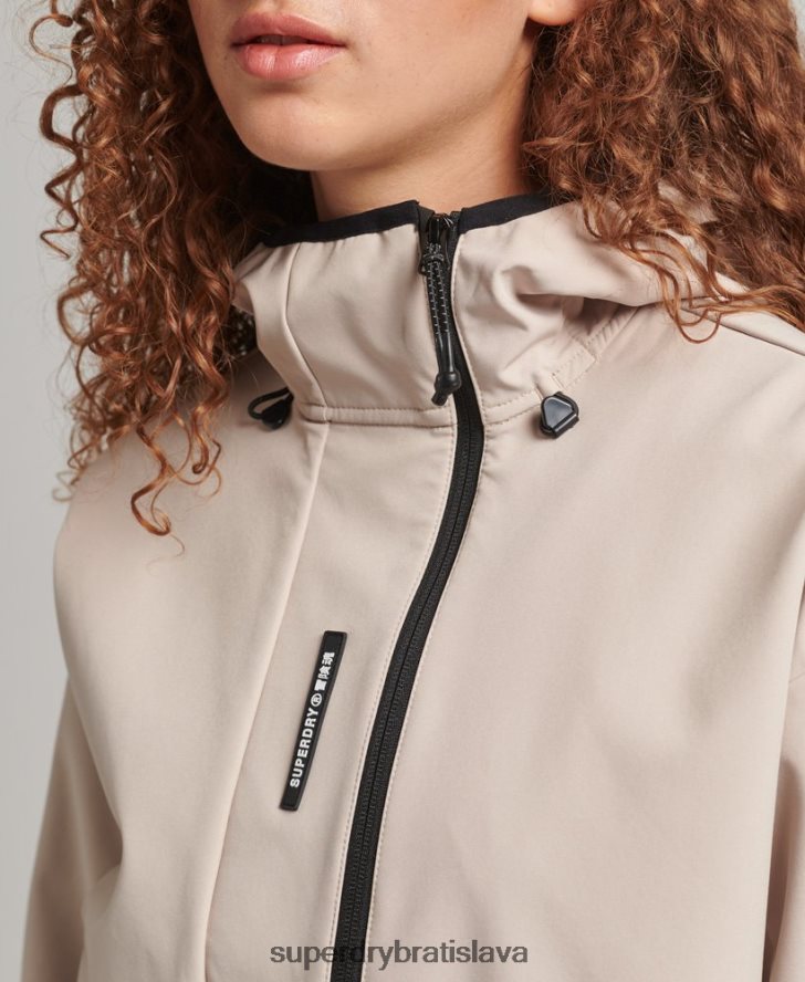 Superdry ženy tech crop softshellová bunda 6B4ZTR5521 oblečenie béžová