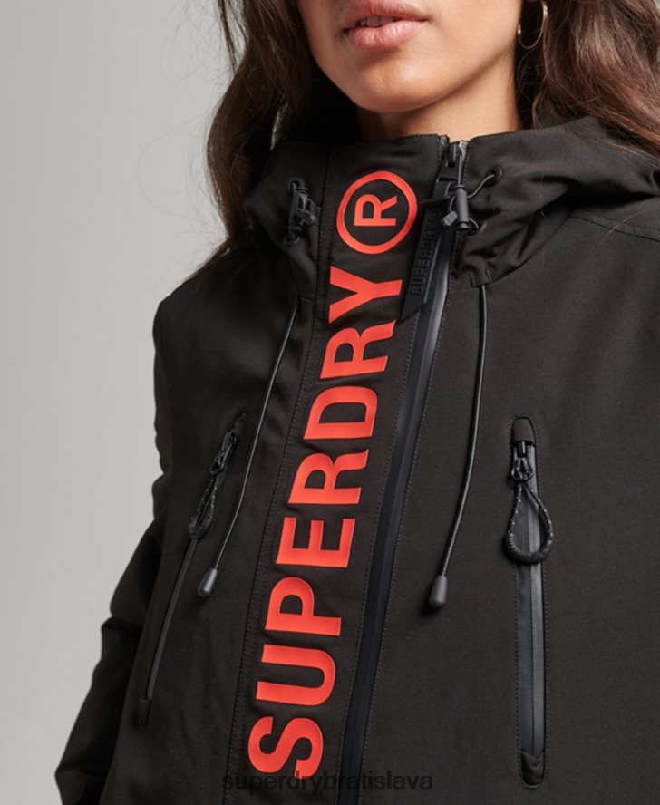 Superdry ženy ultimátna sd vetrovka s kapucňou 6B4ZTR3665 oblečenie čierna