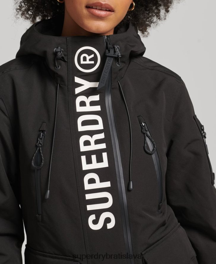 Superdry ženy ultimátna sd vetrovka s kapucňou 6B4ZTR3742 oblečenie čierna