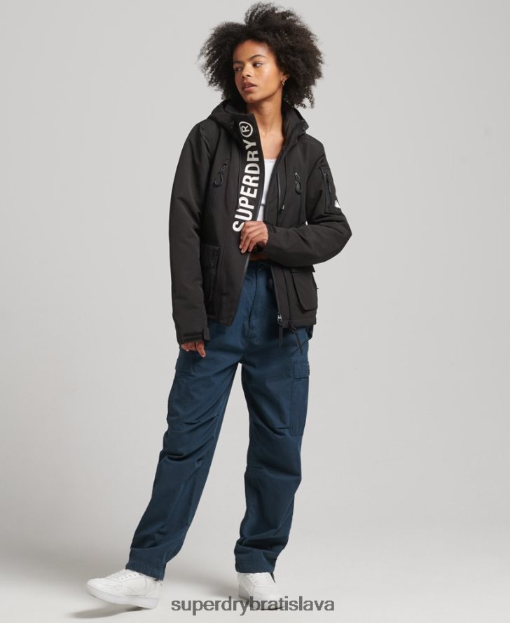 Superdry ženy ultimátna sd vetrovka s kapucňou 6B4ZTR3742 oblečenie čierna