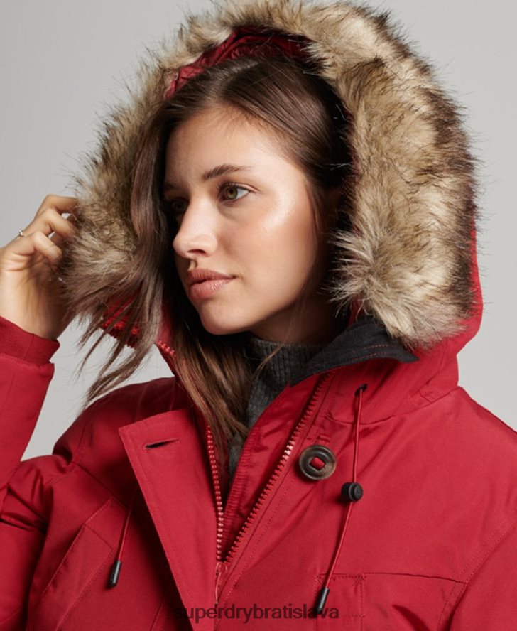 Superdry ženy páperový kabát z umelej kožušiny s kapucňou 6B4ZTR3776 oblečenie červená