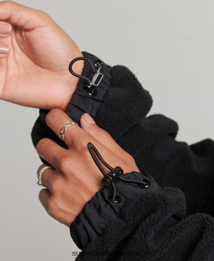 Superdry ženy tech hybridný fleece 6B4ZTR5756 oblečenie čierna