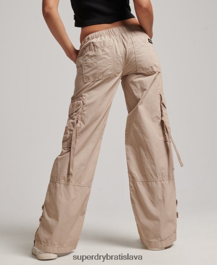 Superdry ženy nízke cargo nohavice so širokými nohavicami 6B4ZTR2001 oblečenie krém