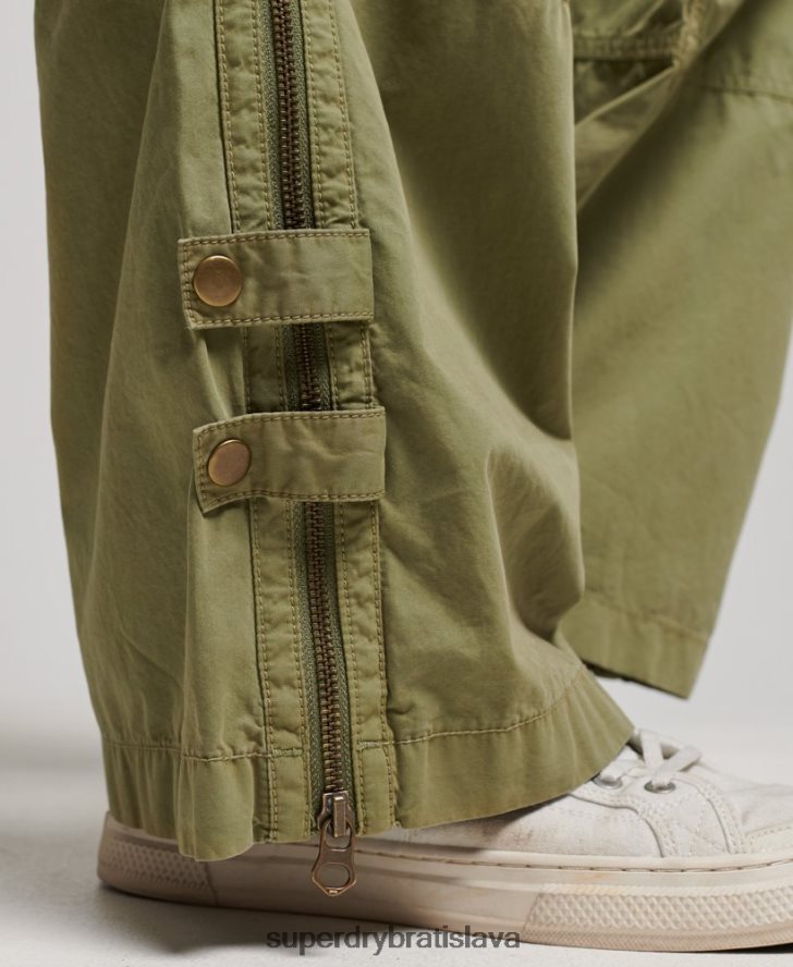 Superdry ženy nízke cargo nohavice so širokými nohavicami 6B4ZTR2015 oblečenie zelená
