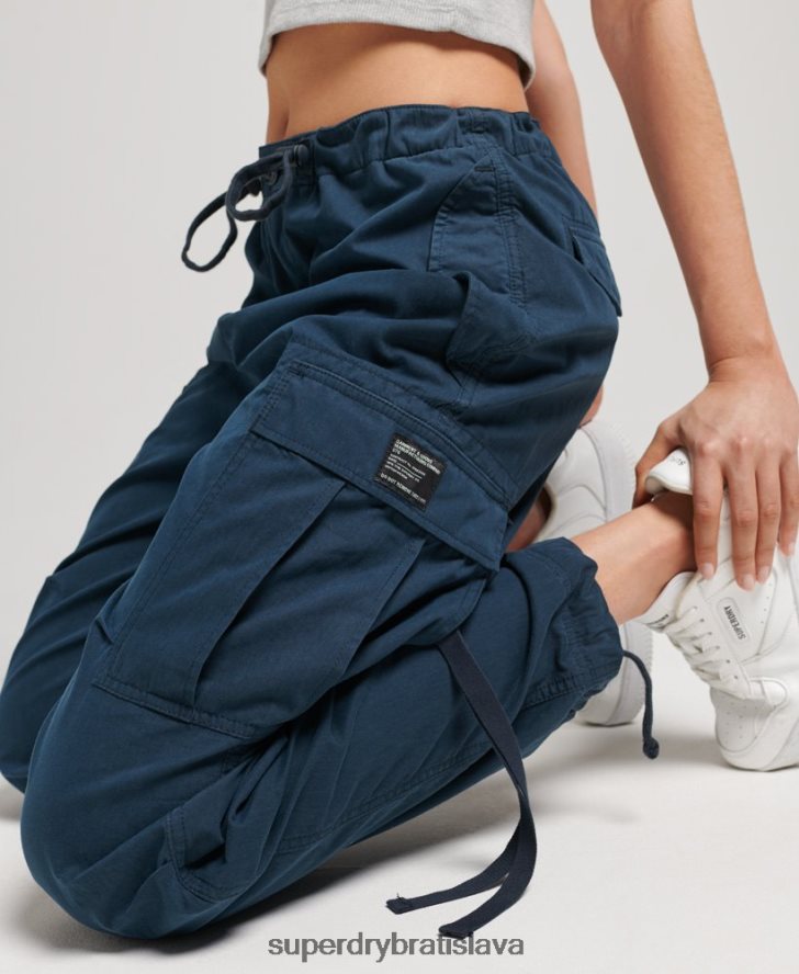 Superdry ženy padákové nohavičky z organickej bavlny 6B4ZTR2600 oblečenie námorníctvo