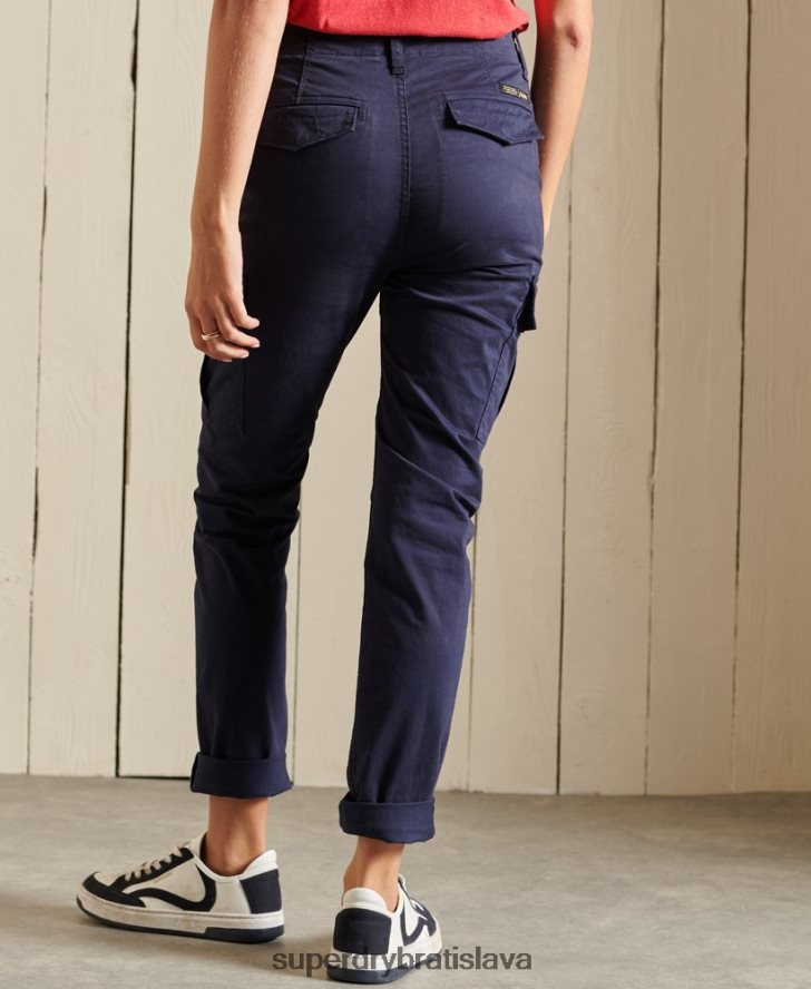 Superdry ženy tenké cargo nohavice z organickej bavlny 6B4ZTR2599 oblečenie námorníctvo
