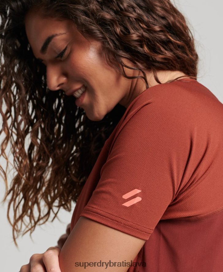 Superdry ženy jadro aktívne tričko 6B4ZTR2697 oblečenie hnedá