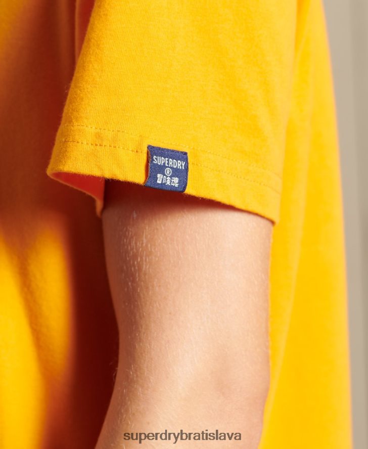 Superdry ženy jadrové tričko s logom 6B4ZTR6244 oblečenie zlato