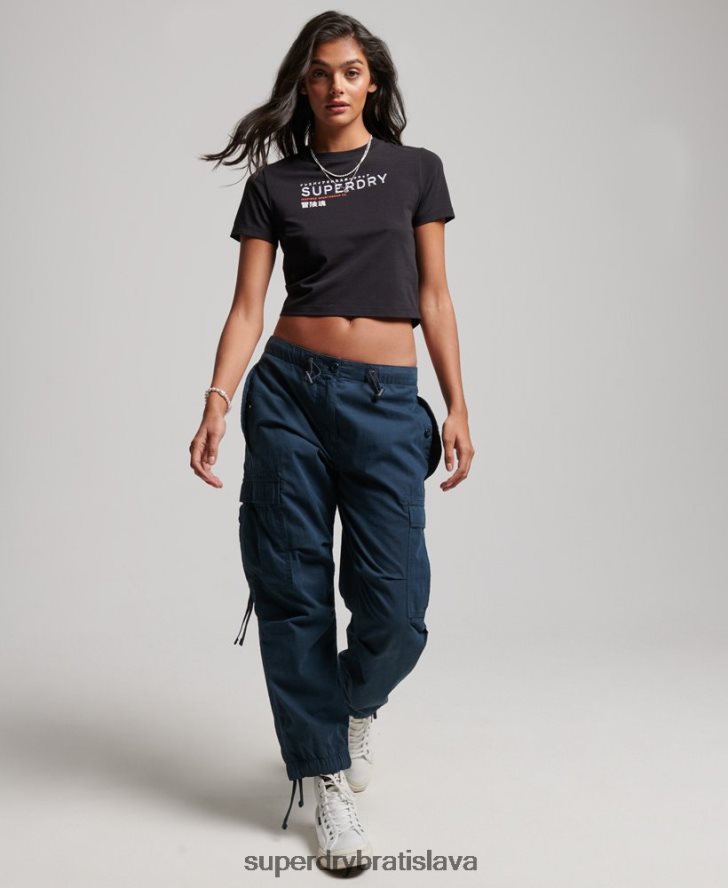 Superdry ženy maličké vyšívané tričko s grafickým kódom 6B4ZTR2231 oblečenie čierna