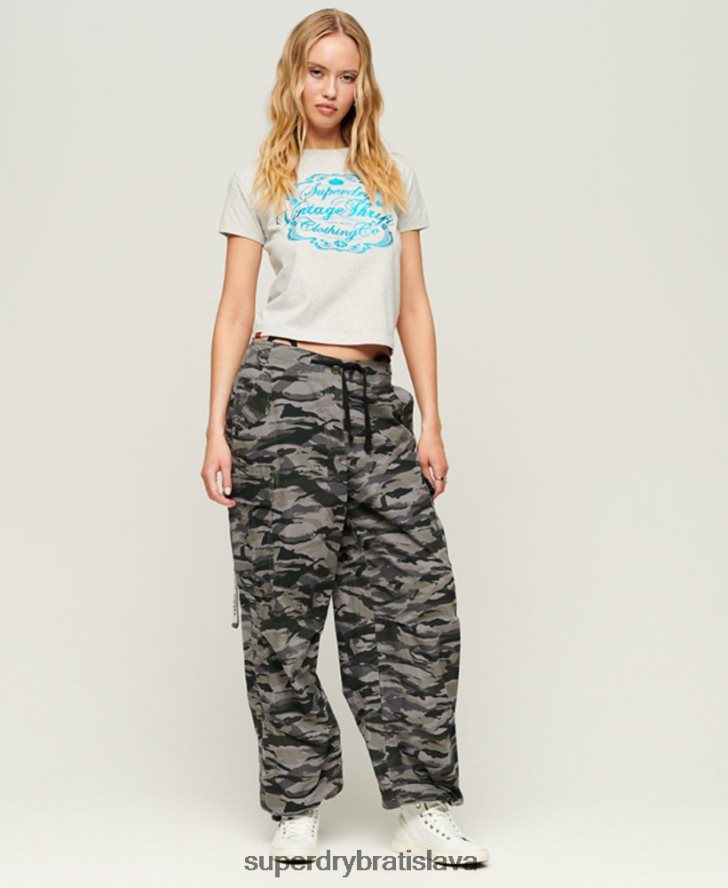 Superdry ženy pracovné oblečenie s grafickým tričkom 6B4ZTR2115 oblečenie svetlo šedá